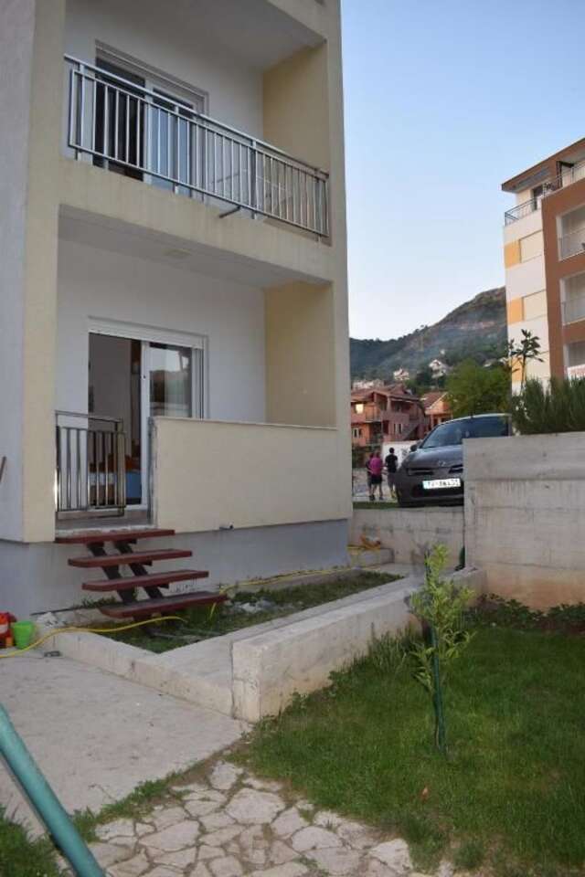 Апартаменты Apartment FINI Тиват-76